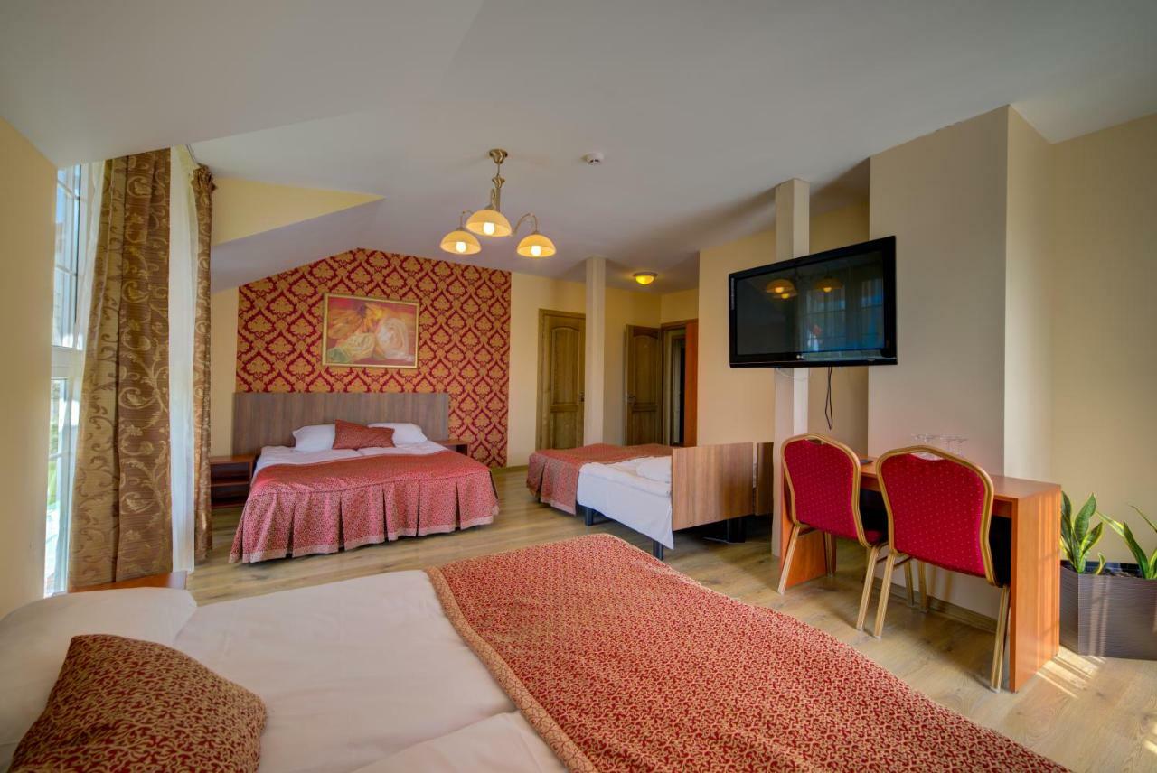 Zupe Guest House Radailiai Екстериор снимка